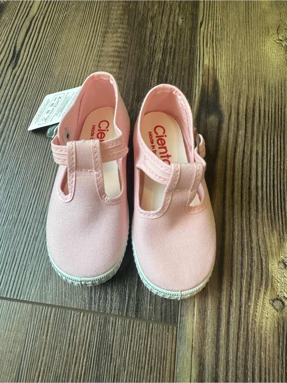 Cienta Shoes